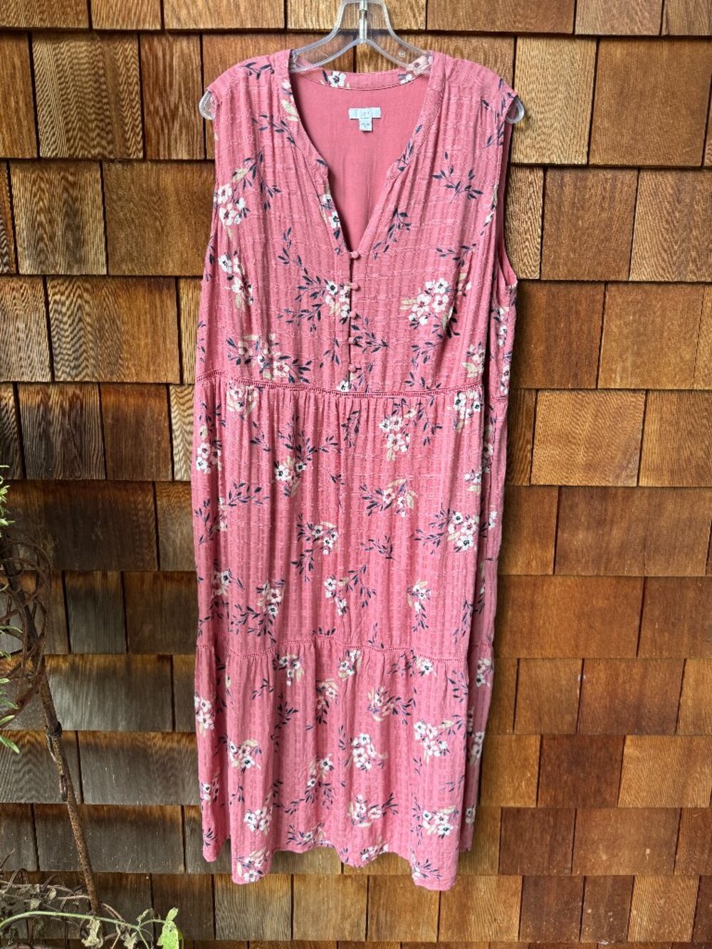 J. Jill Dusty Pink Floral Sleeveless Tiered Midi Dress in Women's X-Large